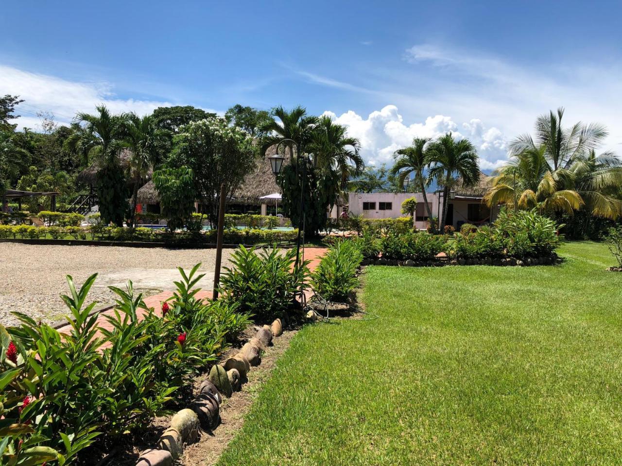 Hotel Campestre Arboretto Βιλιαβισένσιο Εξωτερικό φωτογραφία